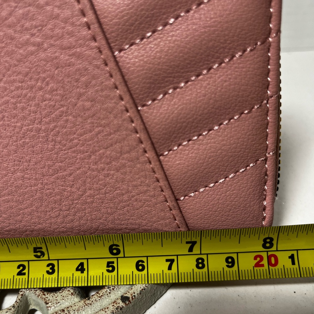 JUICY COUTURE Wallet - Picture 9 of 10